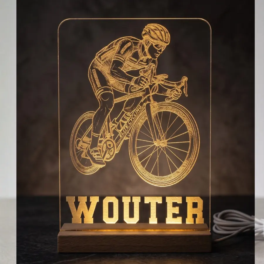 wielrenner nachtlampje donkere achtergrond wouter gepersonaliseerd